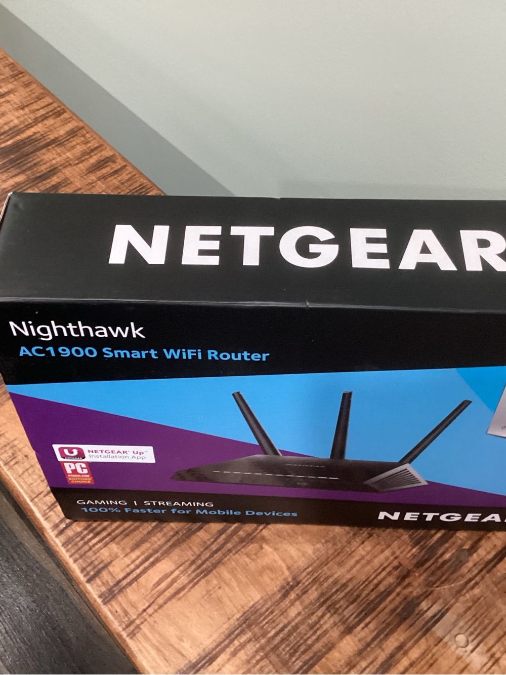 NETGEAR Nighthawk Router - AC 1900 Smart Wi-Fi Router - Picture 2 of 10